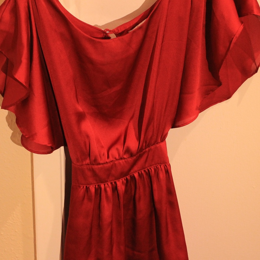 Red Tunic - Picture 2 of 2